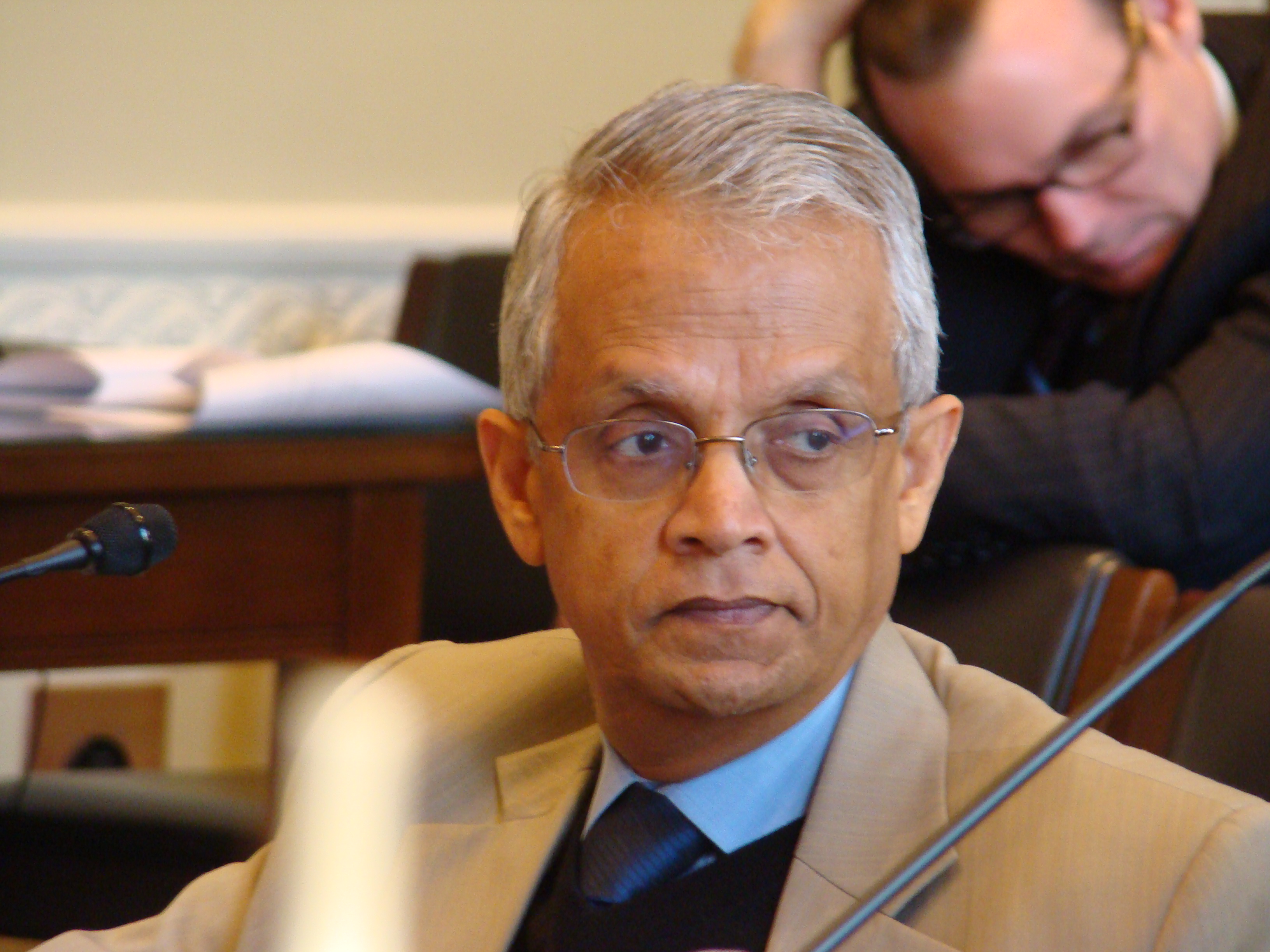 Dr. Veerabhadran Ramanathan Dr. Veerabhadran Ramanathan