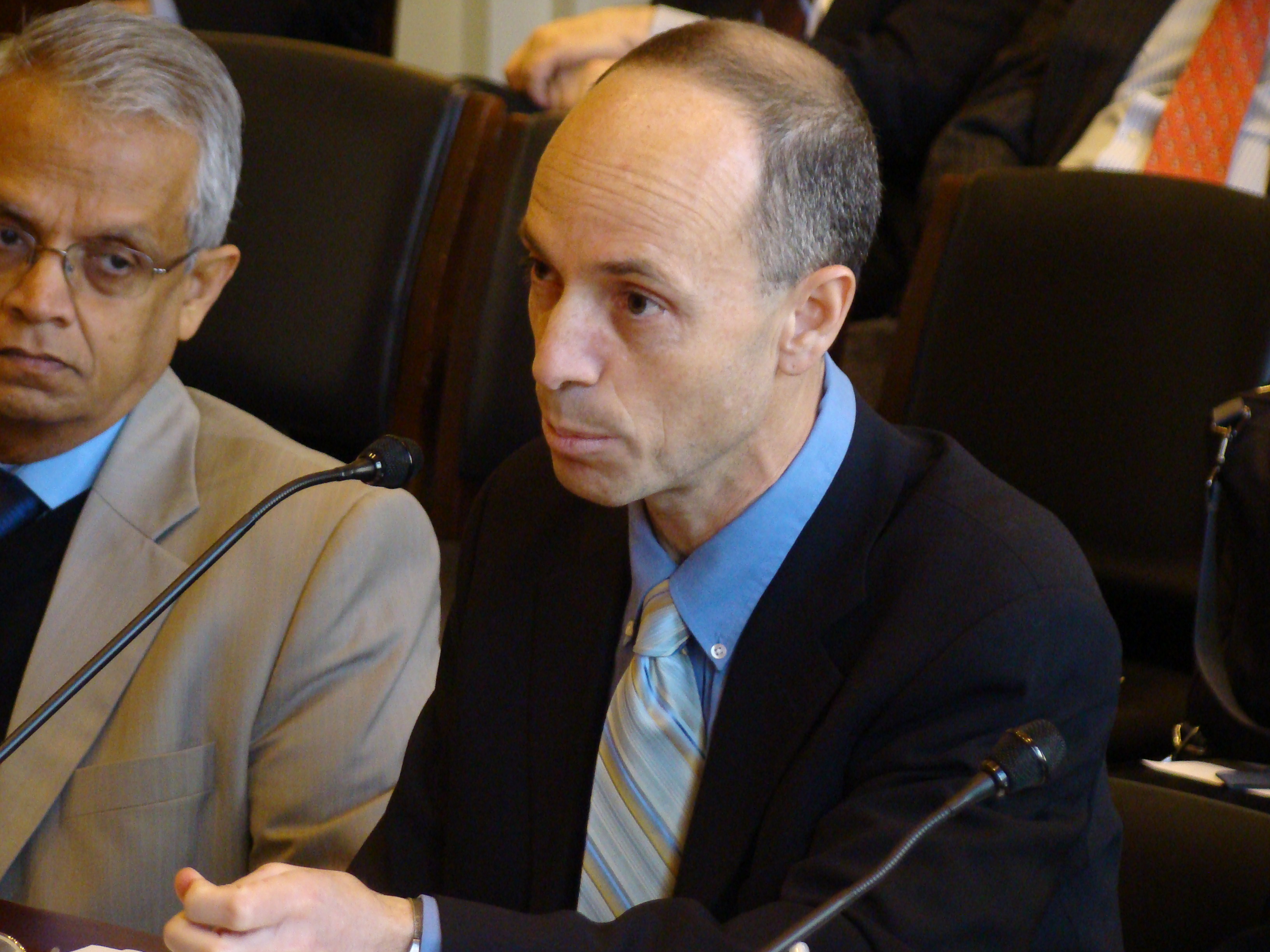 Dr. Drew Shindell Dr. Drew Shindell